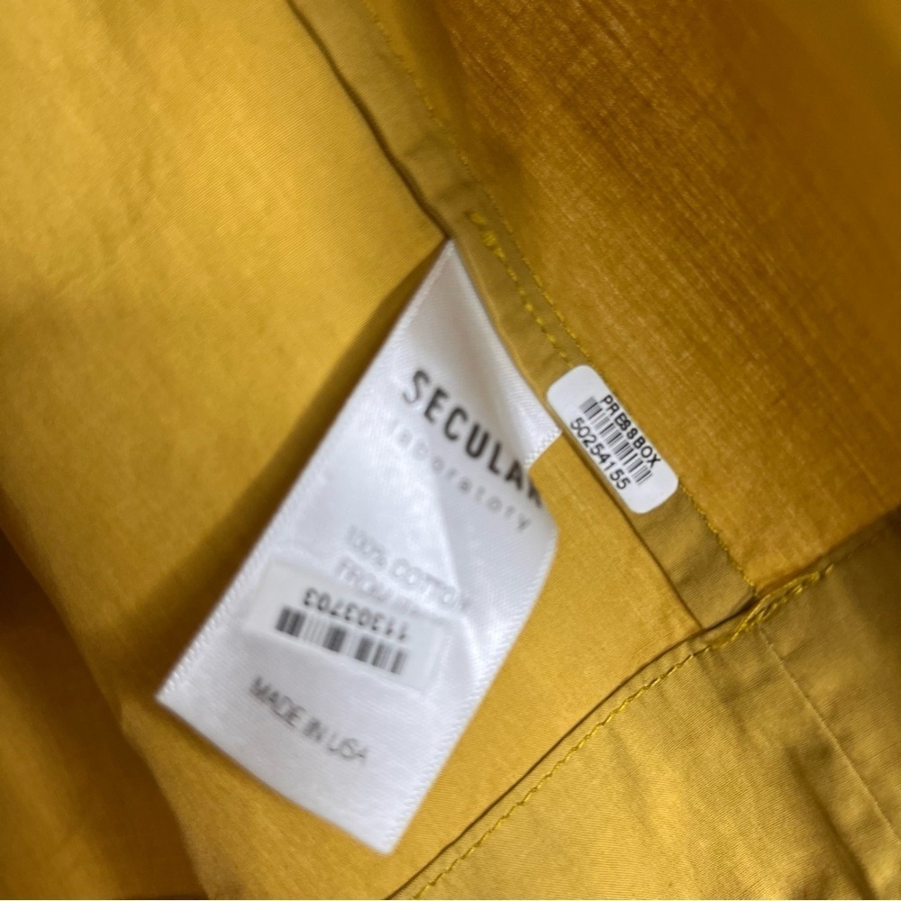 Secular Lab | Cropped Asymmetrical Top - Picture 5 of 5